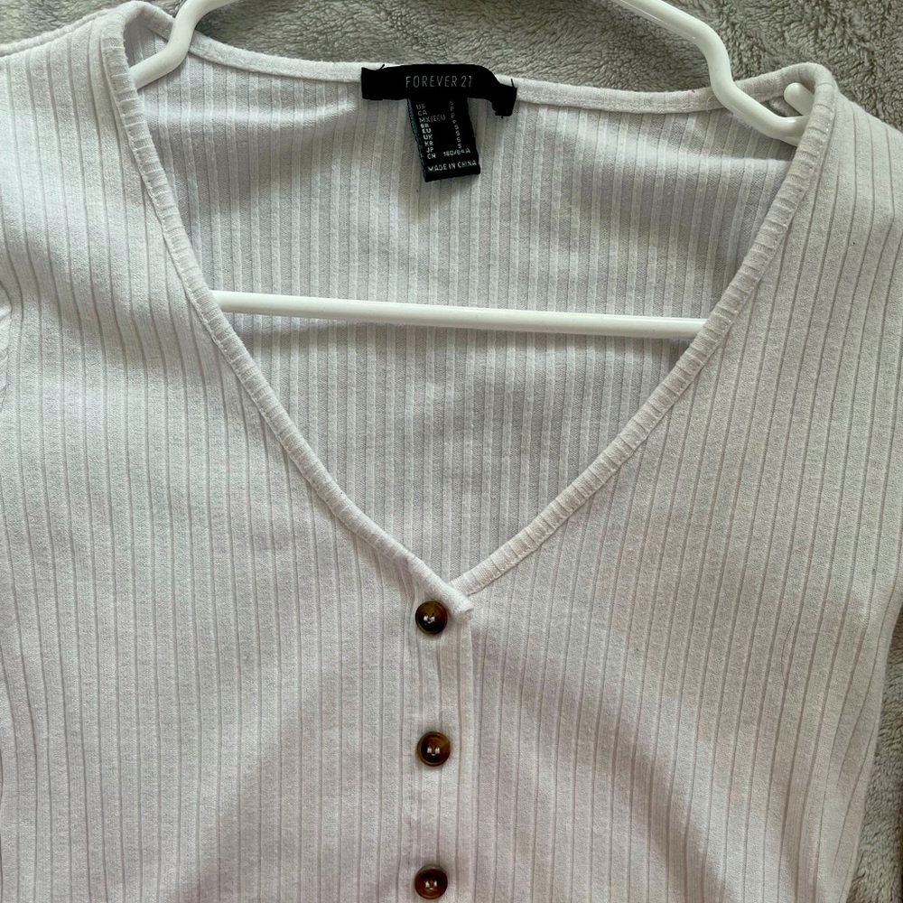 White forever 21 cropped top